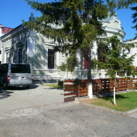 Book Fast and Smart